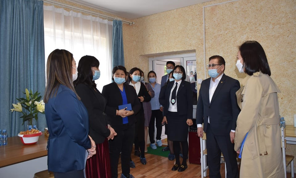 Ө.Энхтүвшин: Гэр бүлийн хүчирхийллийн хохирогчдыг хамгаалах төвийн тоог нэмэгдүүлэх шаардлага байна