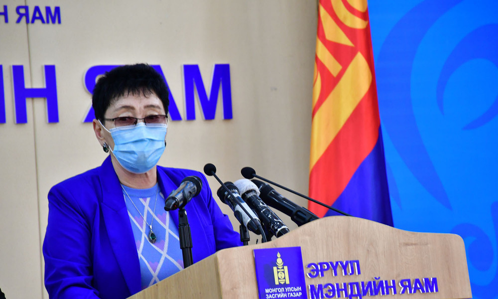 А.Амбасэлмаа: Нэгдүгээр төрөхөд амаржсан эхийн гэр бүлийн 6 хүнээс коронавирус илэрсэн