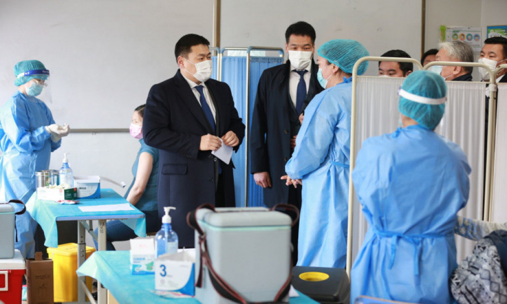 Зорилтот бүлгийн иргэдийн 37 хувь нь вакцины эхний тундаа хамрагджээ