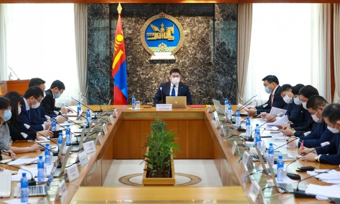 Үндэсний баяр наадмыг нэг жилээр хойшлуулах шийдвэр гаргалаа