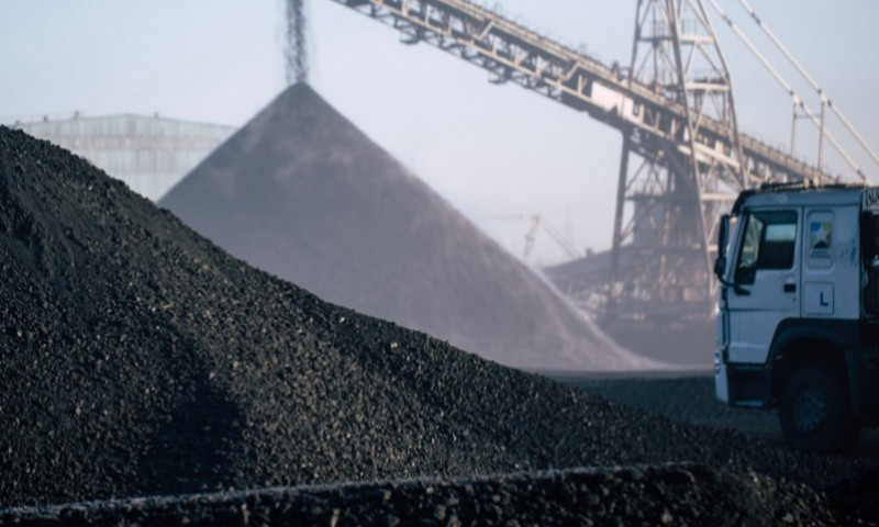 “Эрдэнэс Тавантолгой“ ХК-ийн уурхайгаас ачсан нүүрсний хэмжээ 24 сая тонн хүрлээ