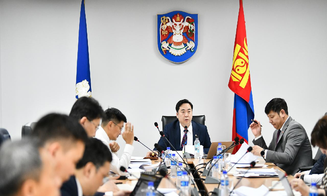 ЗӨВЛӨЛИЙН ХУРЛААР ГЭР ХОРООЛЛЫН ӨРХӨД ЦАХИЛГААН ХАЛААГУУР БОЛОН ХИЙН ТҮЛШЭЭР АЖИЛЛАДАГ ТӨХӨӨРӨМЖ СУУРИЛУУЛАХ ТАЛААР ХЭЛЭЛЦЛЭЭ