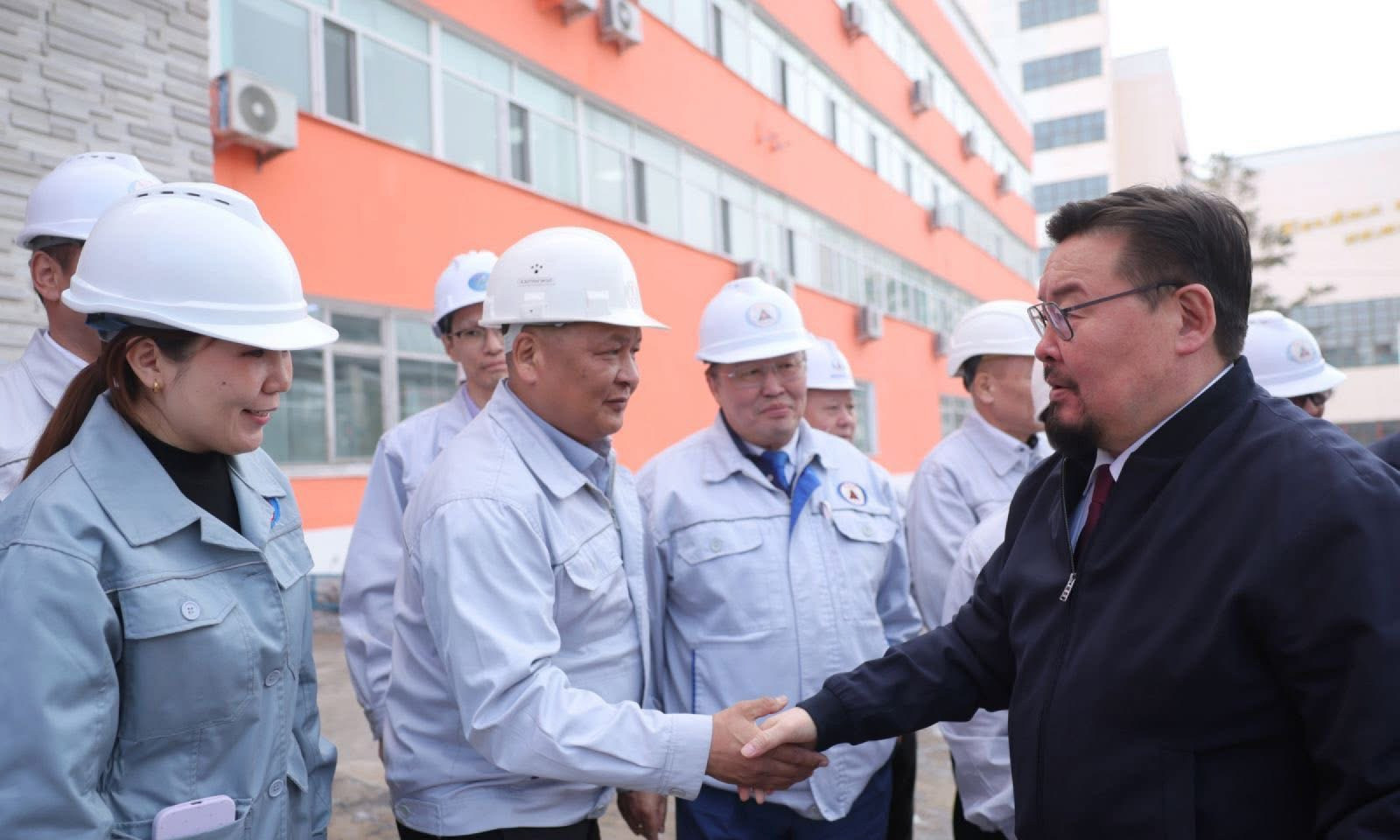 Дарханы “ДЦС-2” төслийн тооцооллыг цэгцлэх үүрэг өглөө