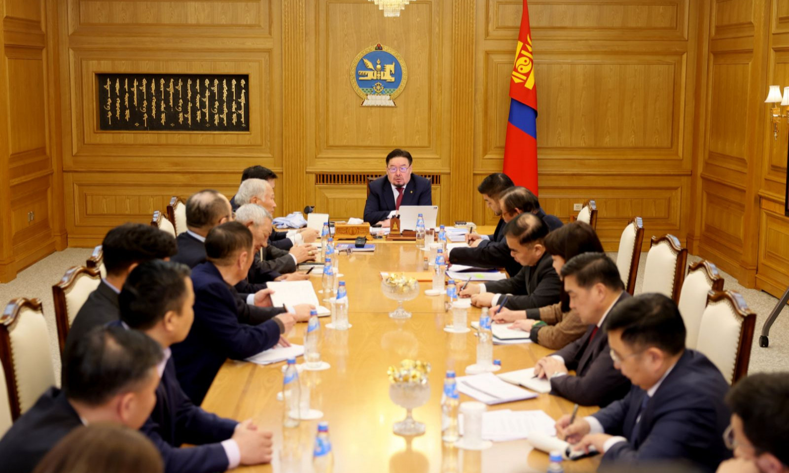 Төрийг хохиролгүй болгох ажлын хэсэг хагас жилийн хугацаанд 120 тэрбум төгрөгийн өр барагдуулжээ