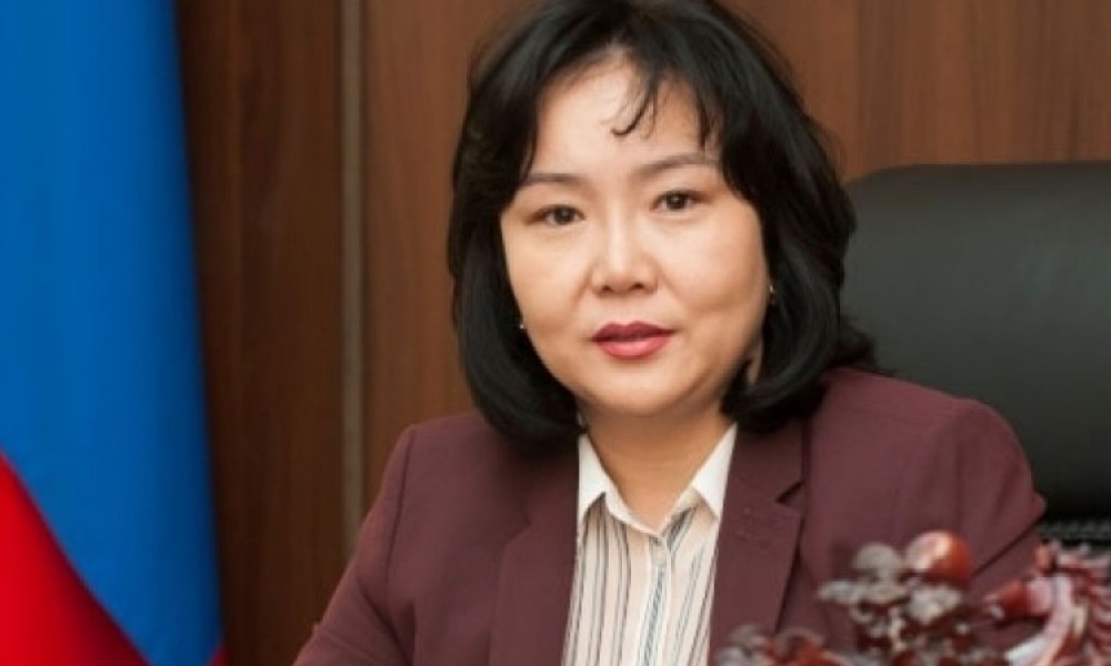 Н.Оюундарь: Гэр бүлийн гишүүнээ нэг удаа зодоход гэмт хэрэг гэж үзэхгүй