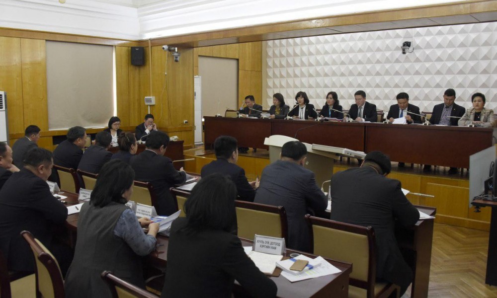 Монгол Улсын 21 аймгийн удирдлагуудыг хамруулсан Байнгын хорооны анхны цахим хуралдаан боллоо