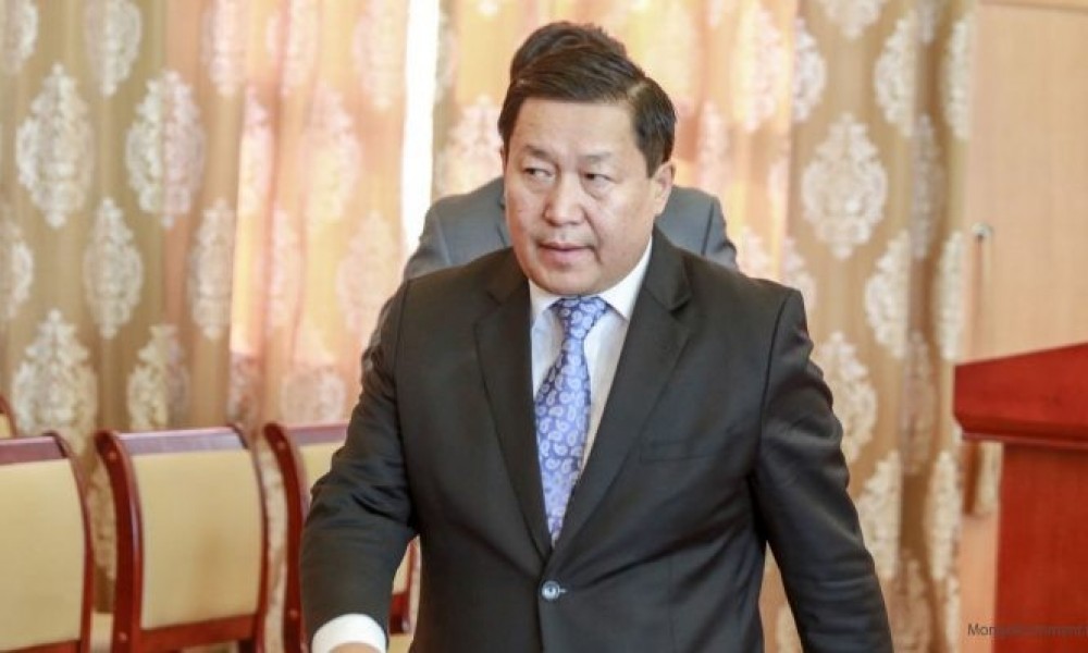 Хариуцлага хүлээж огцрох  хүн нь Монголбанкны ерөнхийлөгч Н.Баяртсайхан